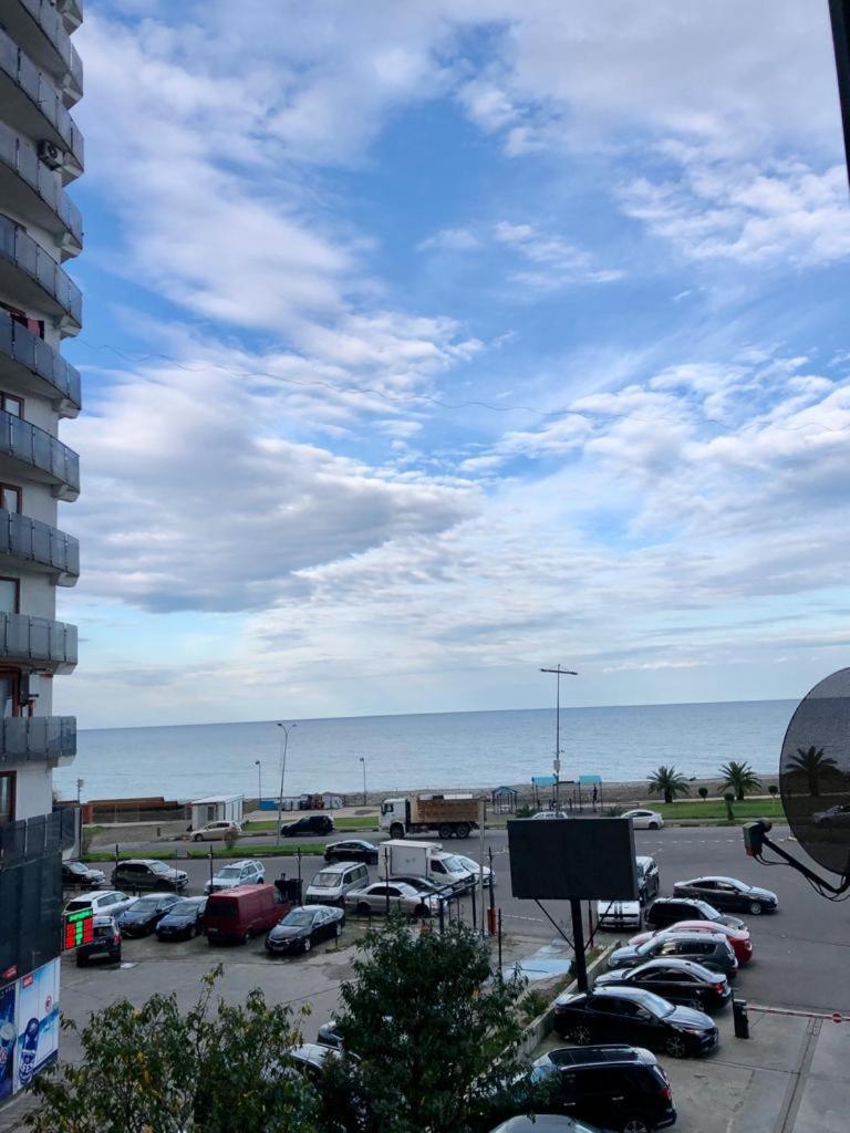 Horizon Batumi Aparthotel Eksteriør billede